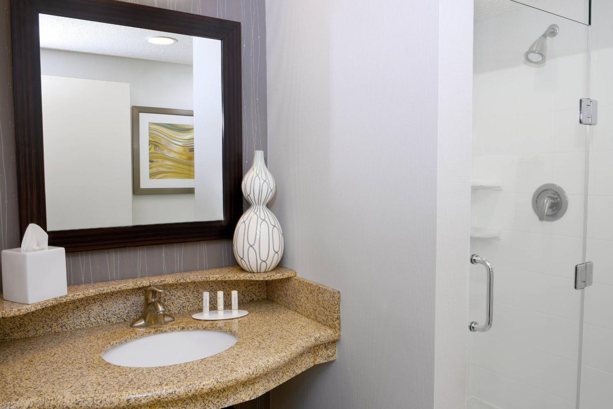 Courtyard By Marriott Sioux Falls Bagian luar foto