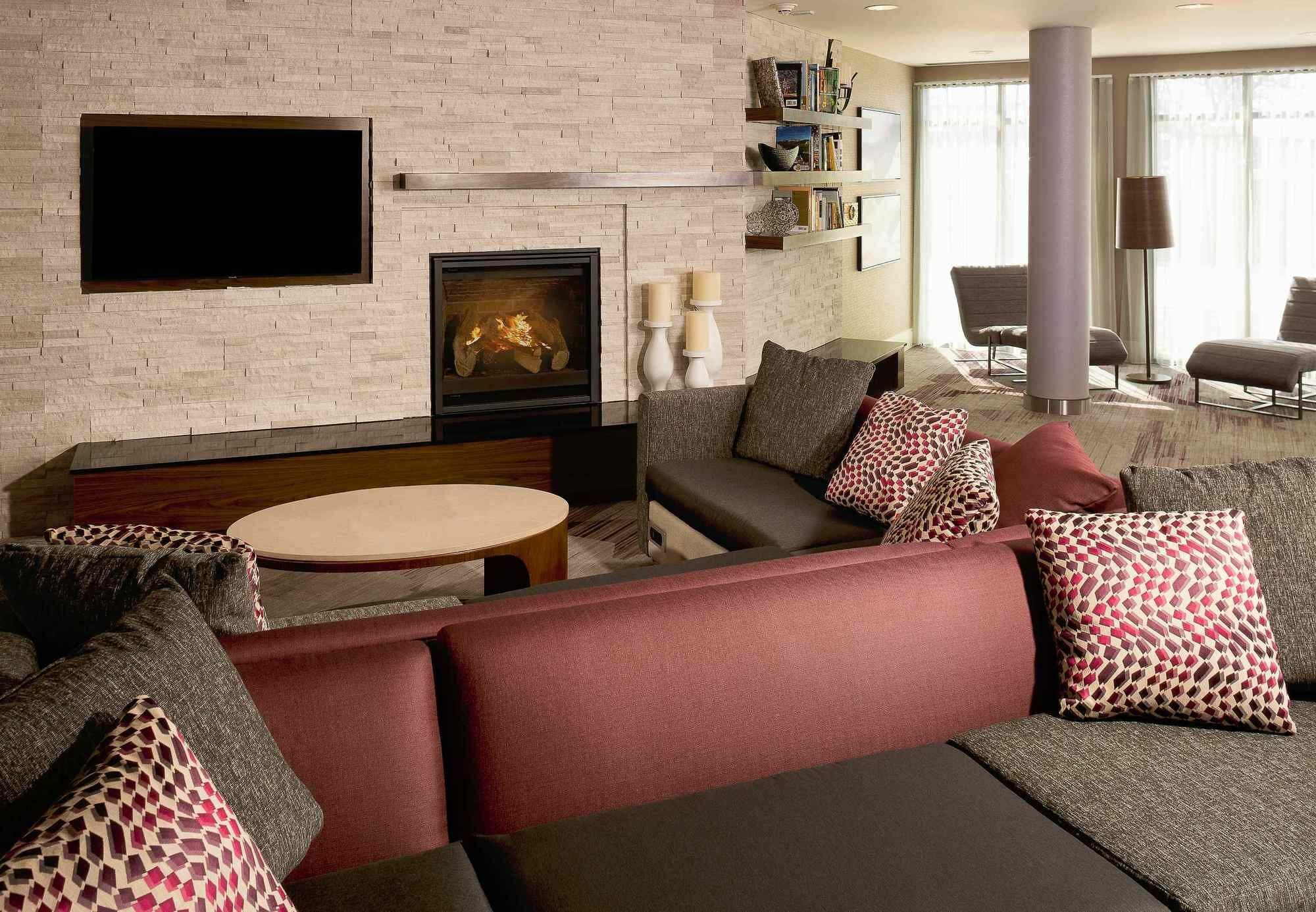 Courtyard By Marriott Sioux Falls Bagian luar foto